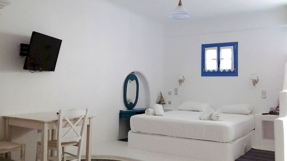 Viva Mare Foinikounta Aparthotel Finikounta Exterior foto